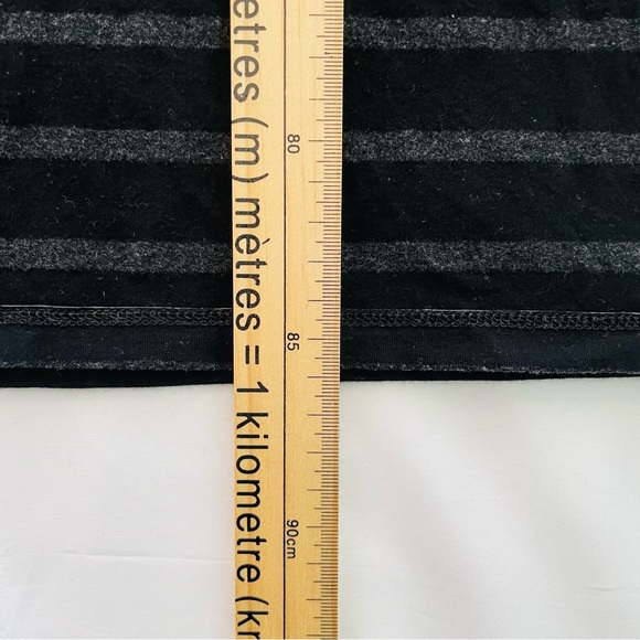 MIIK Long Sleeve Dress | Sustainable Women Fashion | Size S | Made in Canada - Picture 8 of 10